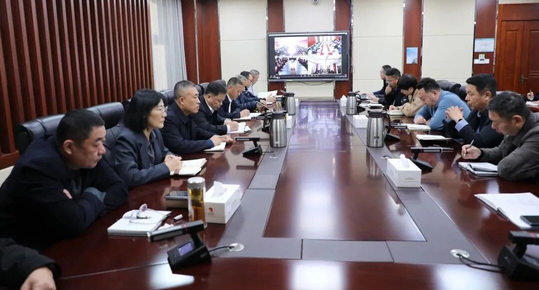 筑牢歲末防線 統(tǒng)籌謀劃開(kāi)局——宏河集團(tuán)召開(kāi)十二月份總經(jīng)理安全生產(chǎn)辦公會(huì)1