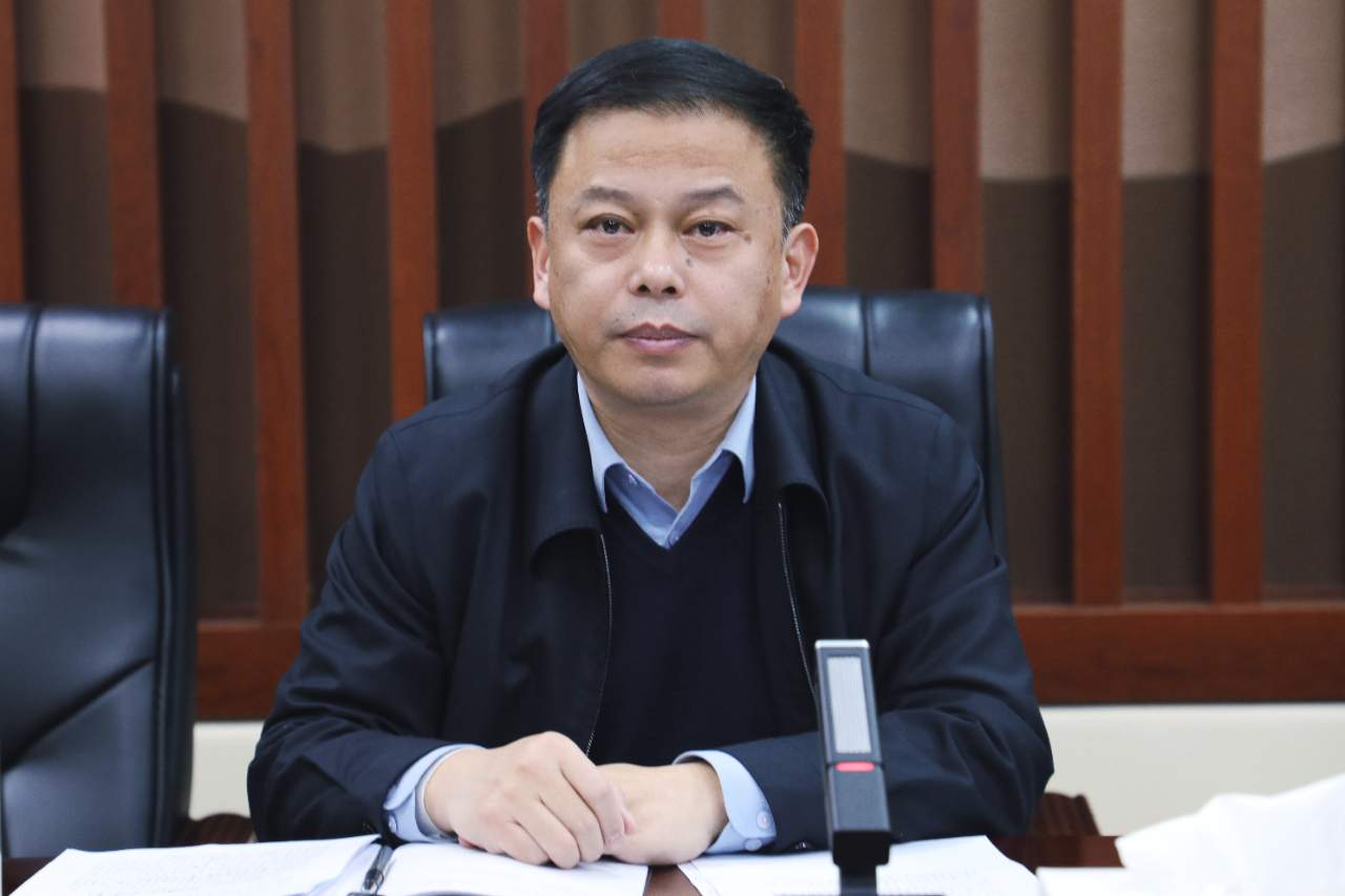 強(qiáng)化責(zé)任擔(dān)當(dāng) 深化治本攻堅(jiān)——宏河集團(tuán)召開第一季度安全工作會(huì)議暨元月份總經(jīng)理安全辦公會(huì)1